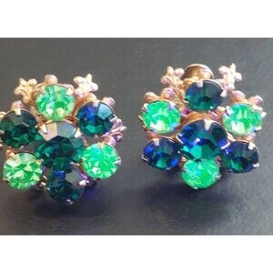 Vintage uranium glass screwback earrings goldtone